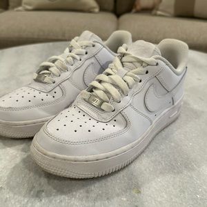 Gently Worn - Women’s Size 6 Nike Air Force 1